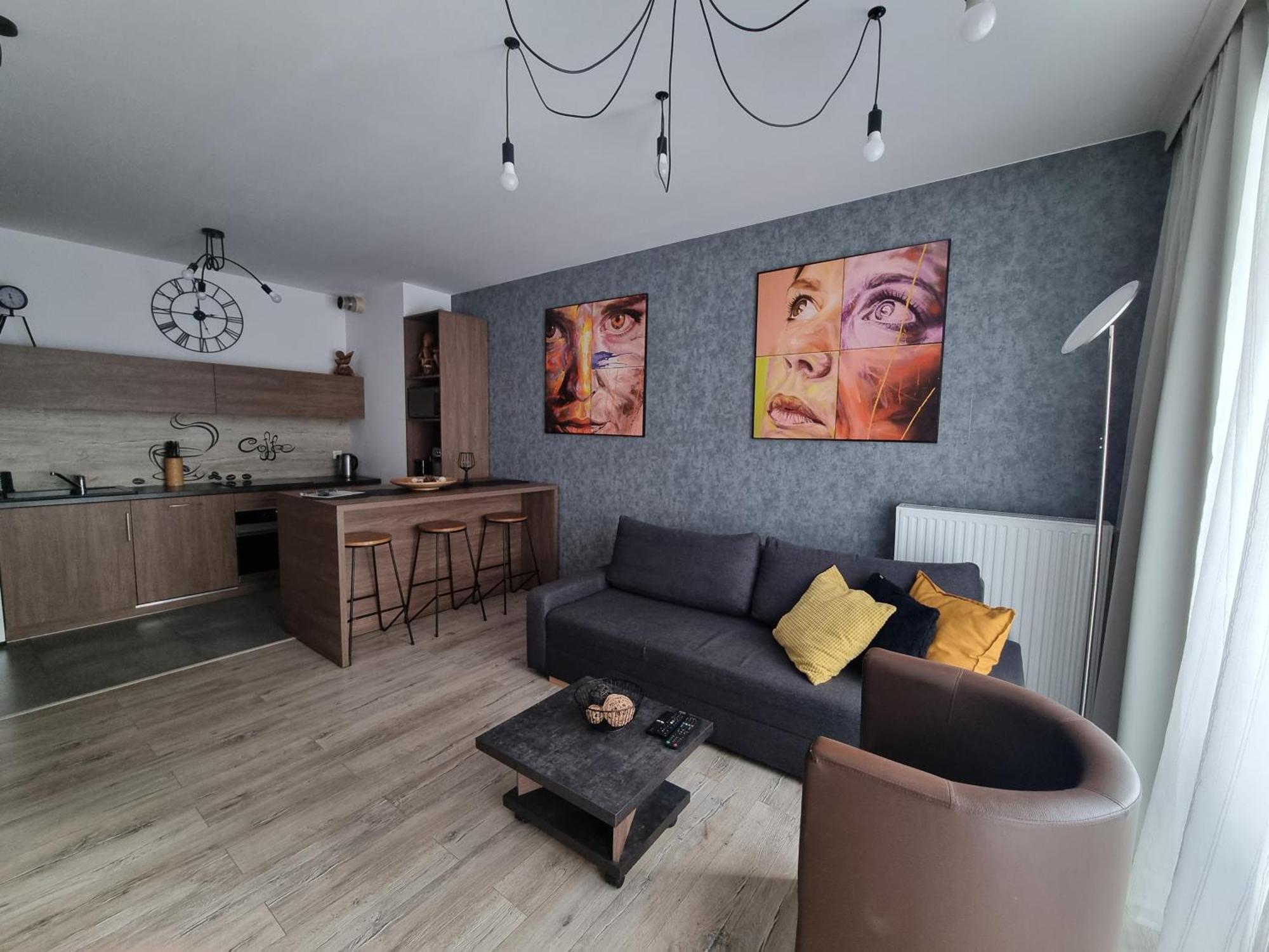 Q Apart Grand - Klimatyzowane 3 Pokojowe Apartamenty Przy Manufakturze Z Garazem Gratis, Fv Lodź Bagian luar foto