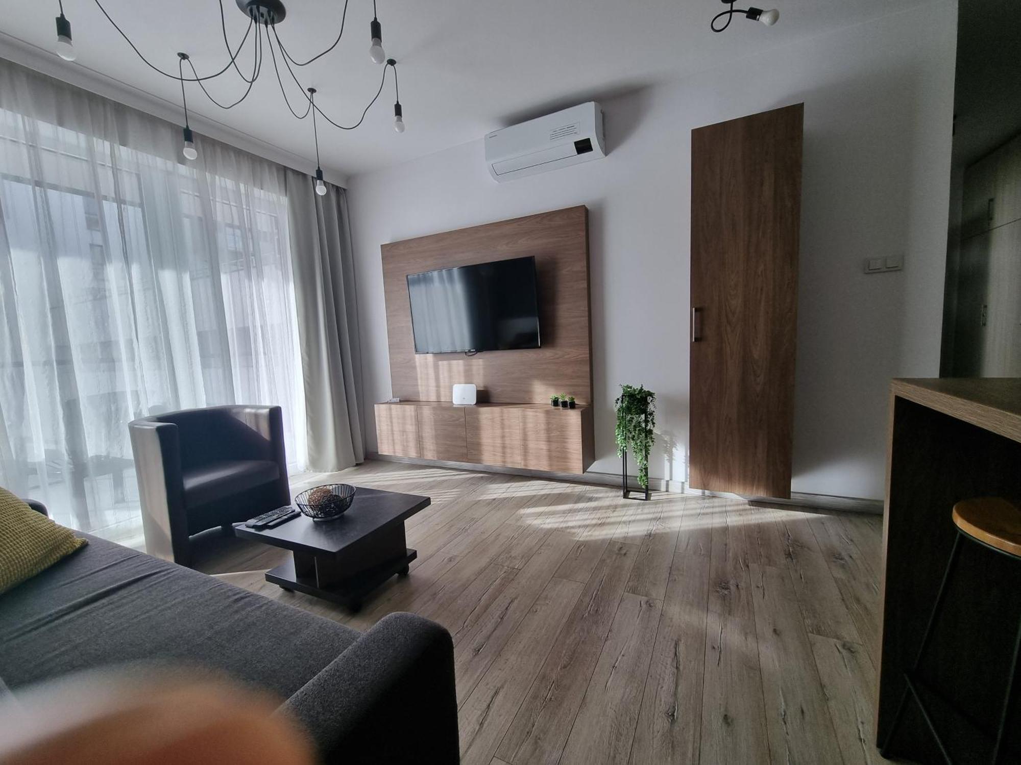 Q Apart Grand - Klimatyzowane 3 Pokojowe Apartamenty Przy Manufakturze Z Garazem Gratis, Fv Lodź Bagian luar foto