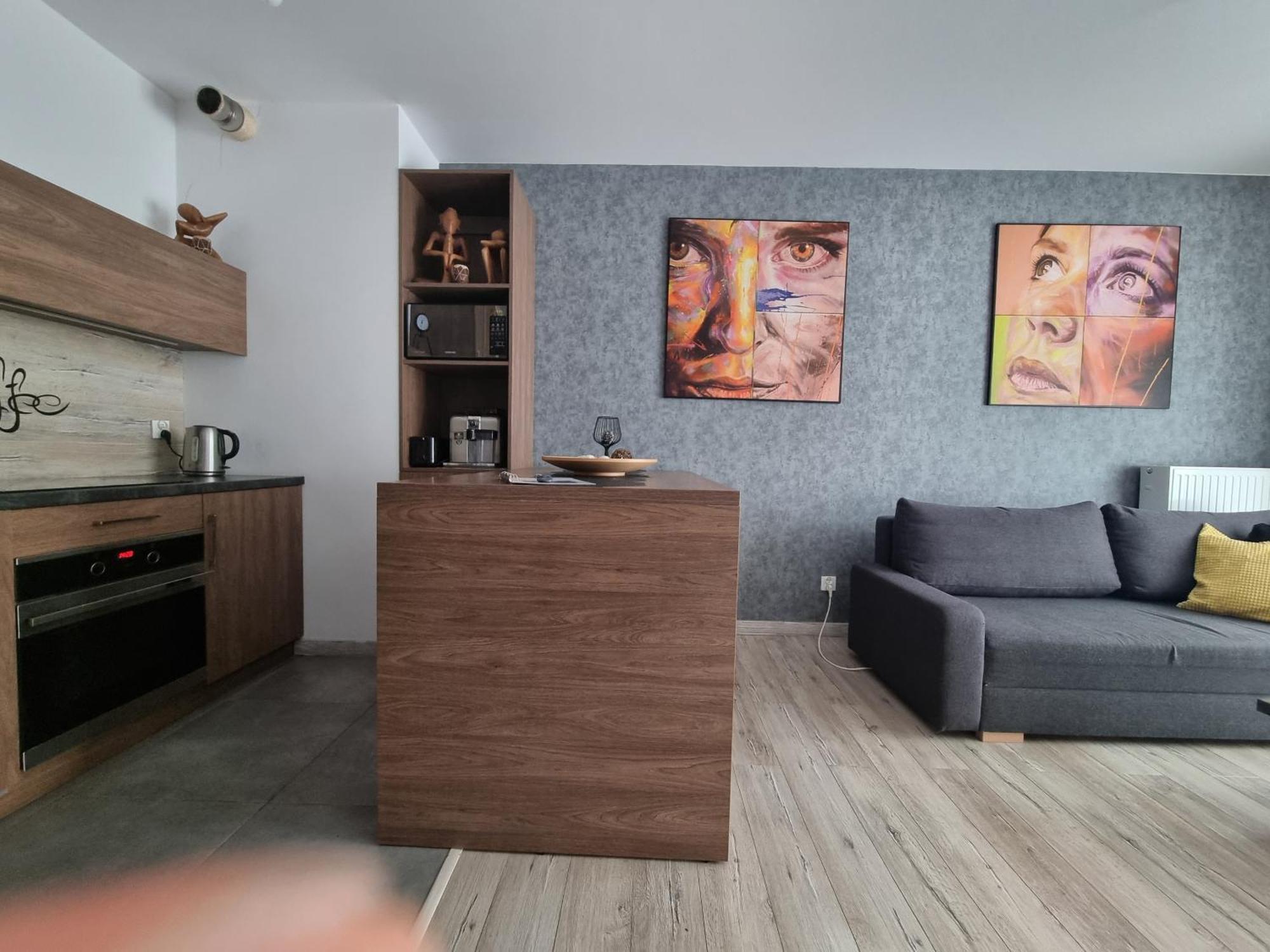 Q Apart Grand - Klimatyzowane 3 Pokojowe Apartamenty Przy Manufakturze Z Garazem Gratis, Fv Lodź Bagian luar foto